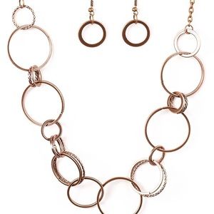 5 for $25! Paparazzi brass necklace